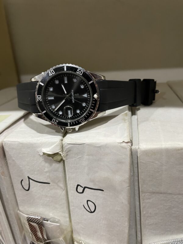 Gents Watches for gifts at reasonable prices