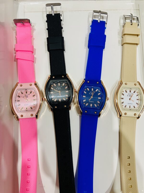 ladies beautiful watches in new style